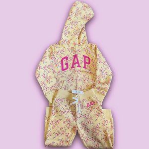 (NEW) GIRLS GAP SWEATSUIT